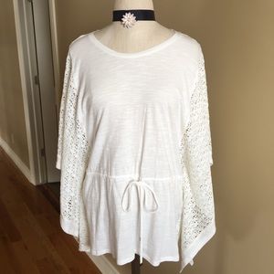 Two by Vince Camuto Bohemian White Top